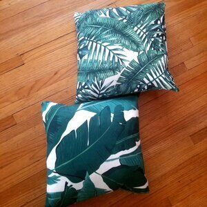 Tropical Plant Theme Throw Pillows Set of 2
